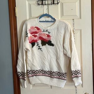 VTG-80’s-Carducci of California-L-ivory with flower detail, pull over sweater.